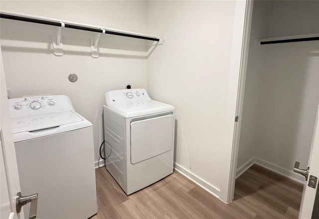 3339 Silvery Bryum Drive, Rosenberg, TX 77471