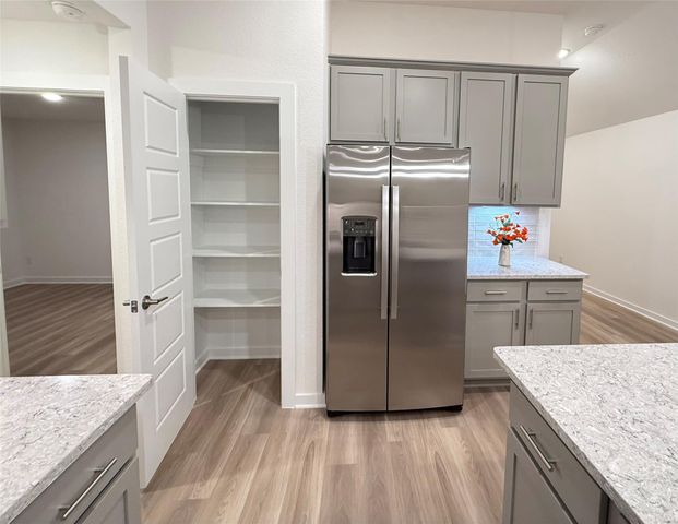 3339 Silvery Bryum Drive, Rosenberg, TX 77471