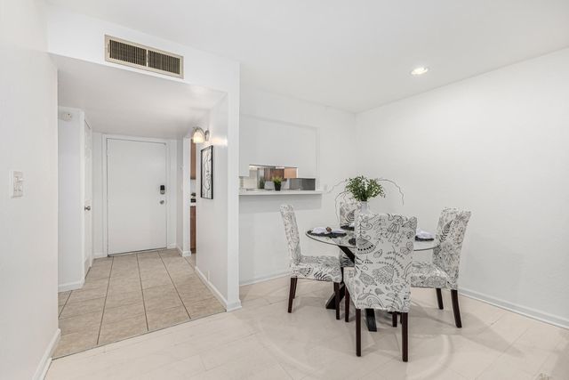 4630 N 68th Street Unit 275, Scottsdale, AZ 85251