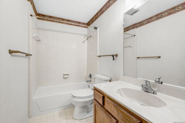 13114 BROOK GARDEN LN, San Antonio, TX 78232