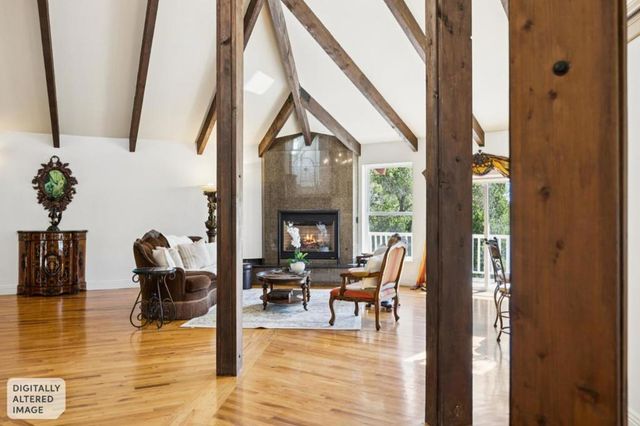 21220 Blue Hills Lane, Saratoga, CA 95070