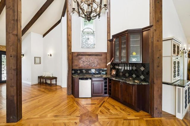 21220 Blue Hills Lane, Saratoga, CA 95070