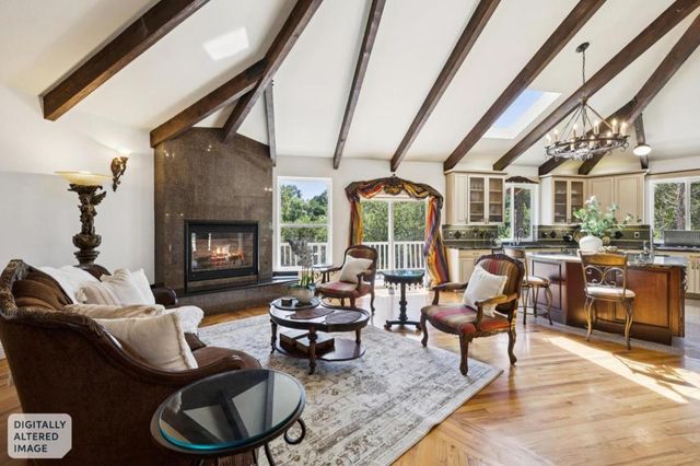 21220 Blue Hills Lane, Saratoga, CA 95070
