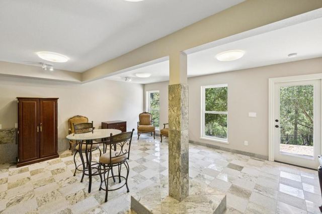 21220 Blue Hills Lane, Saratoga, CA 95070