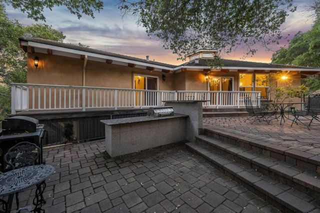 21220 Blue Hills Lane, Saratoga, CA 95070