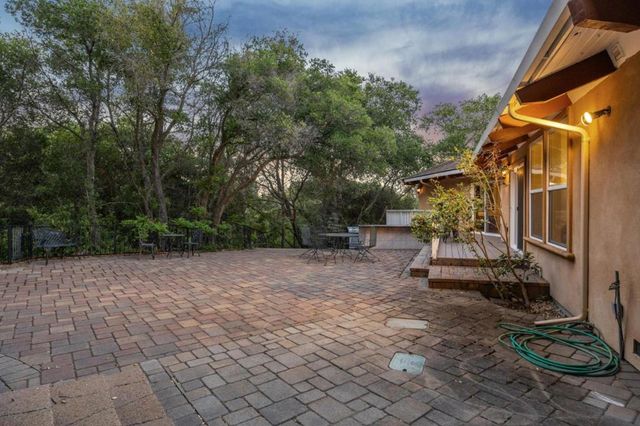 21220 Blue Hills Lane, Saratoga, CA 95070