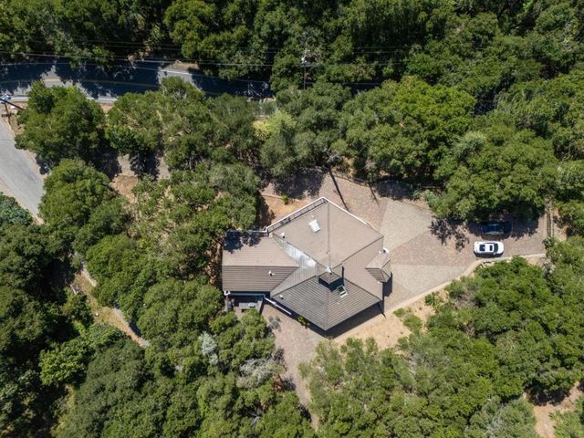 21220 Blue Hills Lane, Saratoga, CA 95070