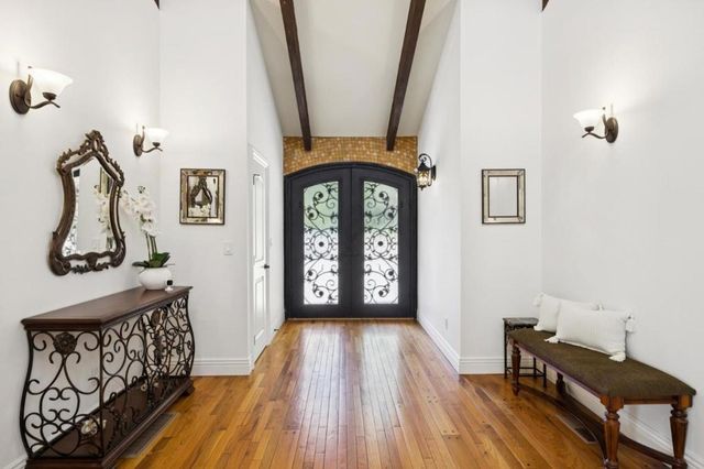 21220 Blue Hills Lane, Saratoga, CA 95070