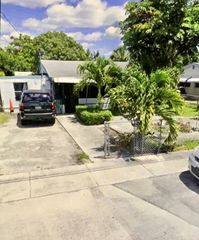 5663 Flagler Street, Hollywood, FL 33023