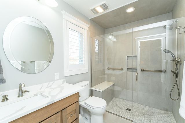 2743 Pinewood Ridge Drive SE, Rochester, MN 55904