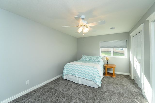 2743 Pinewood Ridge Drive SE, Rochester, MN 55904