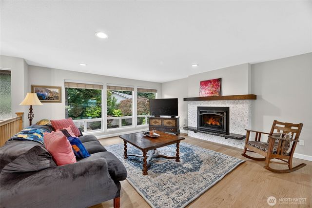2315 SW 118th Court, Burien, WA 98146