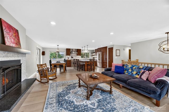2315 SW 118th Court, Burien, WA 98146