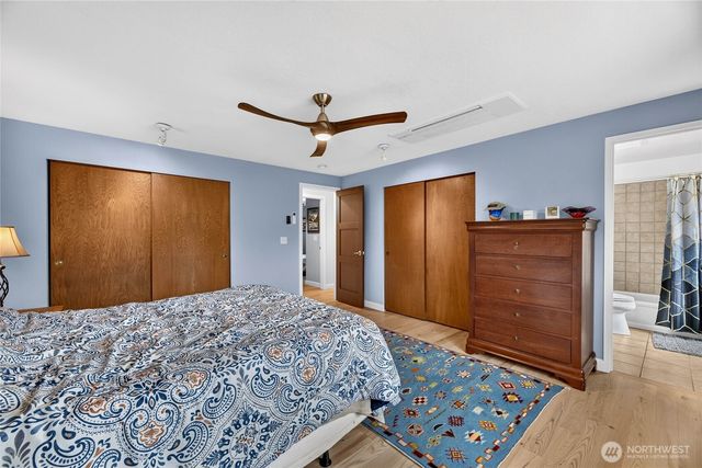2315 SW 118th Court, Burien, WA 98146