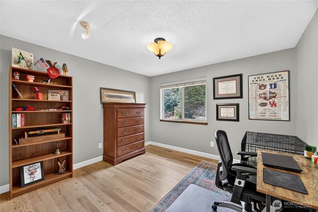 2315 SW 118th Court, Burien, WA 98146
