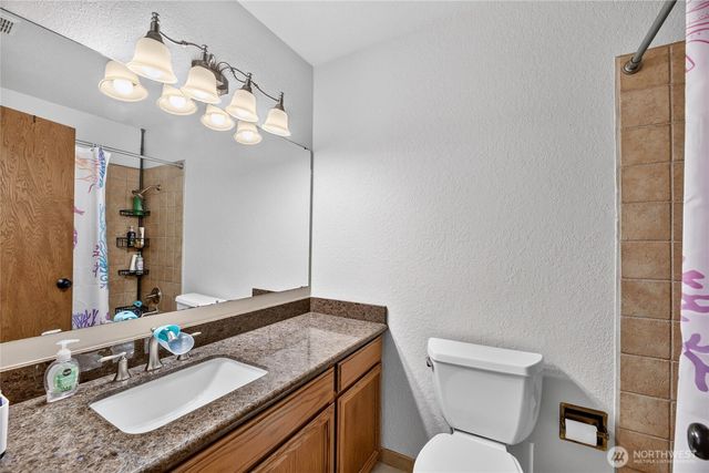 2315 SW 118th Court, Burien, WA 98146