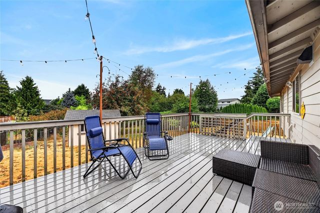 2315 SW 118th Court, Burien, WA 98146