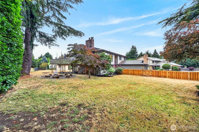 2315 SW 118th Court, Burien, WA 98146