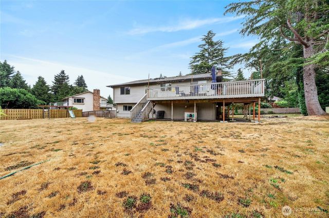 2315 SW 118th Court, Burien, WA 98146