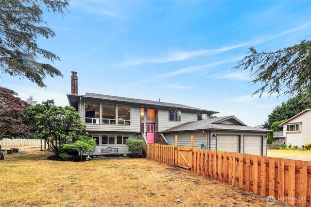 2315 SW 118th Court, Burien, WA 98146