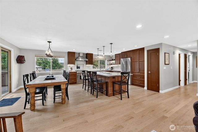 2315 SW 118th Court, Burien, WA 98146