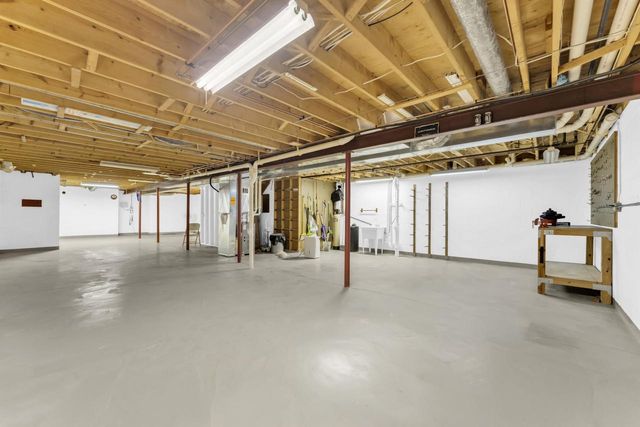 N65W15278 Blue Heron DRIVE, Menomonee Falls, WI 53051