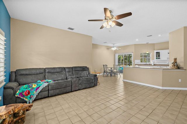 28 MONTAUK LANE, Palm Coast, FL 32164