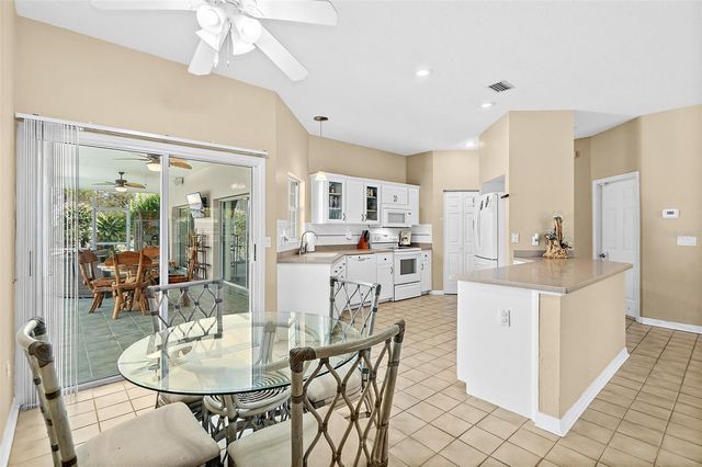 28 MONTAUK LANE, Palm Coast, FL 32164