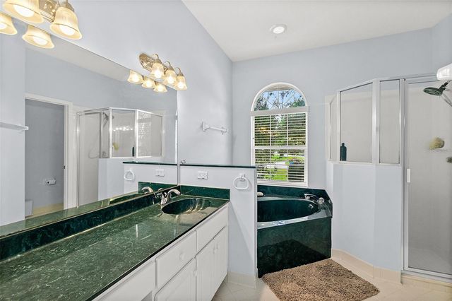 28 MONTAUK LANE, Palm Coast, FL 32164