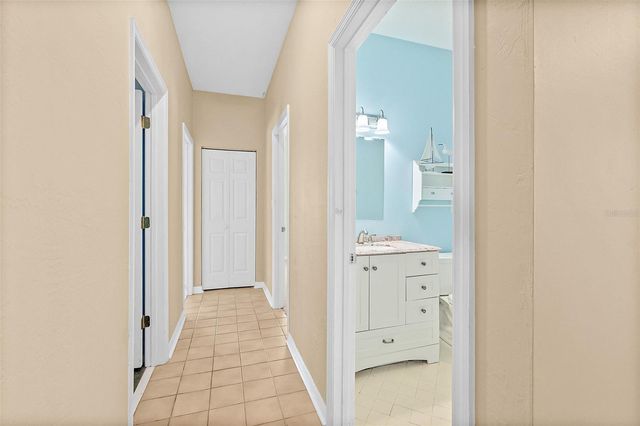 28 MONTAUK LANE, Palm Coast, FL 32164