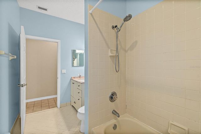 28 MONTAUK LANE, Palm Coast, FL 32164