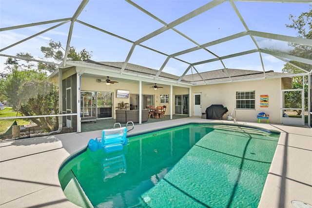 28 MONTAUK LANE, Palm Coast, FL 32164