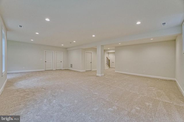 2236 LAUREL RIDGE RD, Vienna, VA 22181