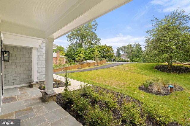 2236 LAUREL RIDGE RD, Vienna, VA 22181