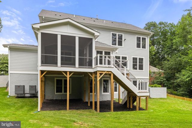 2236 LAUREL RIDGE RD, Vienna, VA 22181