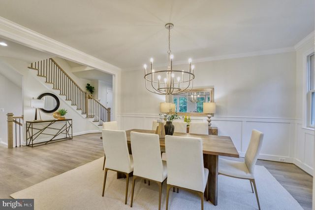 2236 LAUREL RIDGE RD, Vienna, VA 22181