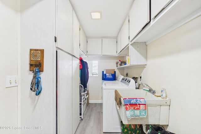 215 Sand Pine Road, Indialantic, FL 32903