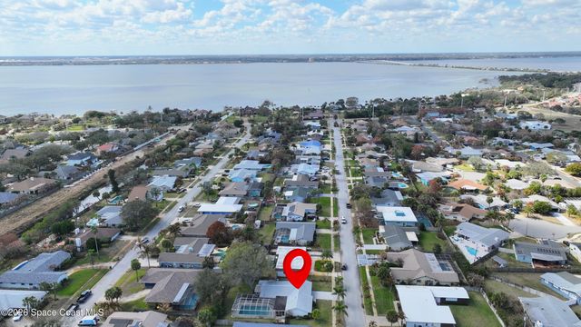 215 Sand Pine Road, Indialantic, FL 32903