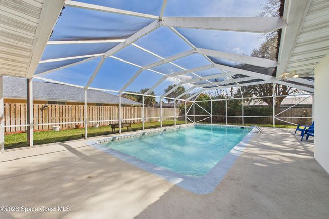 215 Sand Pine Road, Indialantic, FL 32903