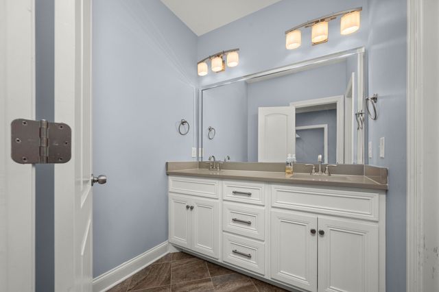 1728 North Side Dr, Murfreesboro, TN 37130