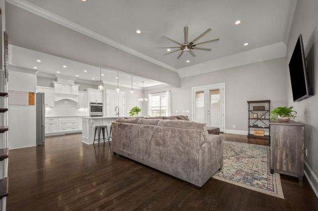 1728 North Side Dr, Murfreesboro, TN 37130