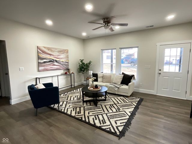 17 Sunnyside Lane, Spencer, IN 47460