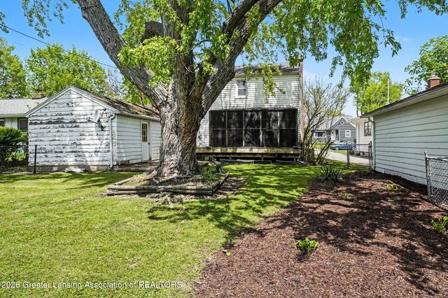 1927 Cooper Avenue, Lansing, MI 48910