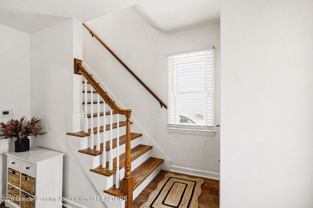 1927 Cooper Avenue, Lansing, MI 48910