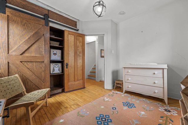 2005 E Beverly ROAD, Shorewood, WI 53211