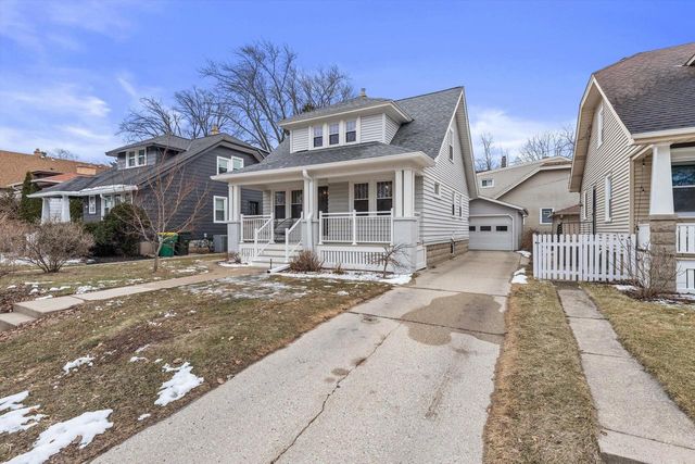 2005 E Beverly ROAD, Shorewood, WI 53211