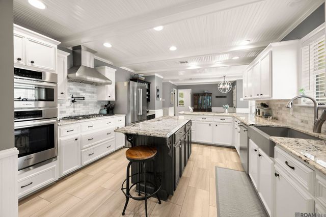 17713 Coffee Rd, Baton Rouge, LA 70817