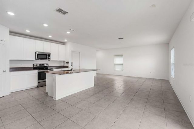 942 JACKSON AVENUE, Davenport, FL 33837