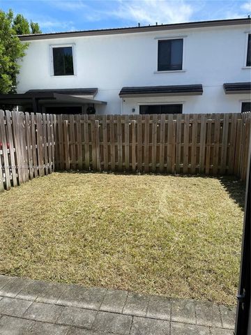 10890 SW 235th St 1, Homestead, FL 33032