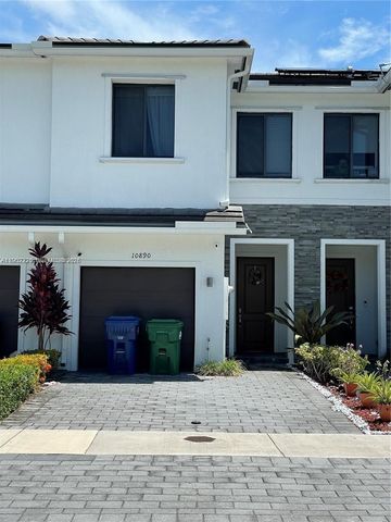 10890 SW 235th St 1, Homestead, FL 33032